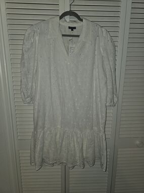 White Eyelet V-Neck Ruffle Hem Dress - Unknown Brand